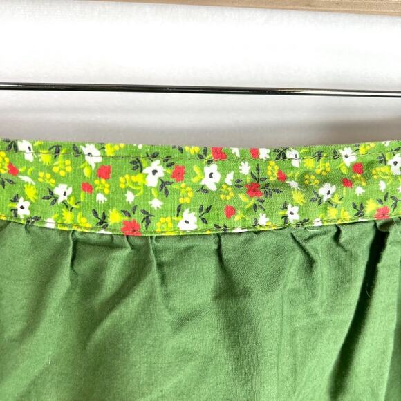 Vintage Green Floral Half Apron With Pockets - Picture 4 of 6